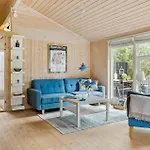 2 Bedroom Cozy In *