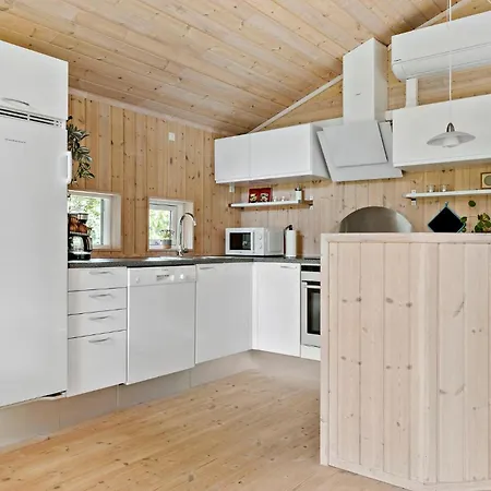Awesome In With Kitchen Holiday home Hojslev