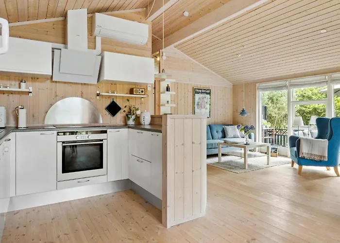 度假居 2 Bedroom Cozy In 霍伊斯莱乌