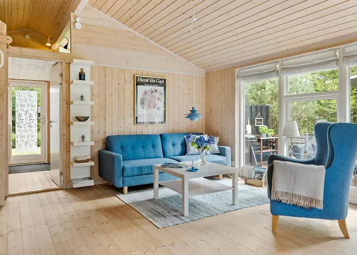 2 Bedroom Cozy In *